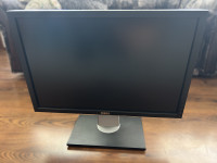 DELL UltraSharp 2209wa monitor