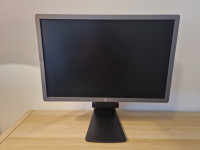 HP monitor LED 24" EliteDisplay E241i (Pivot) - očuvan