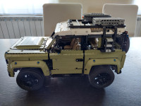 Lego Technic 42110 Land Rover Defender + nove naljepnice