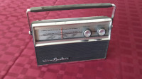 1968 Sanyo 10f-821N cantino vintage radio tranzistor