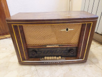 Vintage radio - Strassfurt Globus 11E171