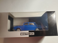 1:24 Škoda 100L, plava, Whitebox