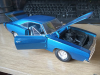 Dodge charger 1:18