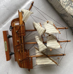 Jedrenjak Mayflower Drvena Maketa / Ukras - 29x30cm