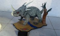 Maketa Revell dinosaur Styracosaurus