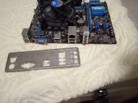 Asus maticna + i3 2100 8gb ram