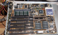 Retro Matična ploča FIC 486-GIO-VP s Intel DX2 66 procesorom i ramom