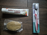 Ayurvedske paste za zube i sapuni +četkice