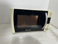 Mikrovalna pecnica Candy CMG 1773 DW,ispravna,odlicno stanje,700w