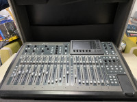 BEHRINGER X32 MIXER