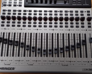 Behringer X32