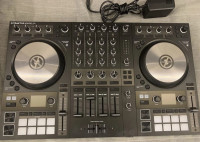 DJ Native Instruments Traktor Kontrol S4 Mk3