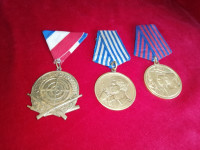 3 Medalja