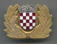 HV Hrvatska - Insignia oznaka za kapu časnika, emajlirana