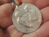 WW1 francuska patriotska medalja Dan Pariza 14. srpnja 1917., prešani