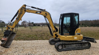 Cat  305.5E