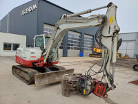 TAKEUCHI kompaktni bager TB290