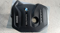 BMW 2.0i 16-20.god Poklopac motora 1112 8621822
