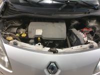 Renault Twingoo 1,2 16 V 2012.g.----- motor 80000 km -----