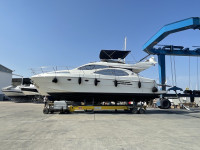 Azimut 46