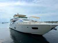 Azimut 85 fly