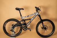 Haro X7 downhill extreme ** Top stanje**