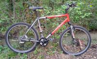 TREK 820-XT 3x9-KAO NOVI