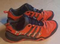 adidas Tenisice TERREX SWIFT R2 GTX 42