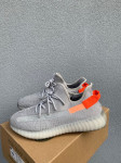 Adidas yeezy “Tail light”,44 2/3,novo