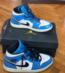 AIR JORDAN 1 MID - BLUE SIGNAL TENISICE BR. 44