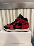 AIR JORDAN 1 MID REVERSE BRED