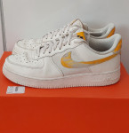 AKCIJA! Nike Air Force One (eur 43)