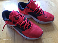 Nike zoom freak 4, colourway "university red"