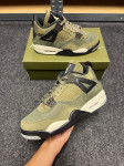 Prodajem Air Jordan 4 Olive