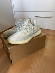 Yeezy 350 V2 cloud