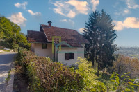 DUBRAVICA 160 m2 + 550 m2 vrt (samostojeća kuća - PANORAMSKI POGLED)