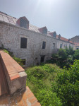 Dubrovnik, ljetnikovac u Gružu s projektom za heritage hotel!