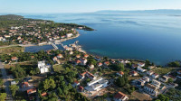 Fantastično zemljište u blizini mora i plaže