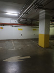 Parking mjesto Radnička 34, -1 etaža kod Hiltona 12.5 m2