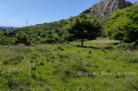 ***Građevinsko zemljište s otvorenim pogledom***