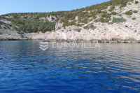 Hvar, poljoprivredno zemljište prvi red uz more