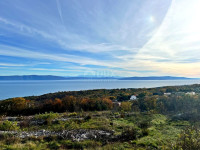 ISTRA, RABAC - Prostrano zemljište s pogledom na more i građevinskom d