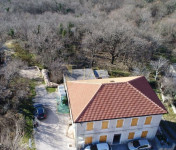 KRIŽIŠĆE, KAMENA KUĆA S OKUĆNICOM 1000M2