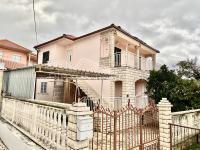 Kuća, Okrug - Okrug Gornji, 130.00 m2, prodaja