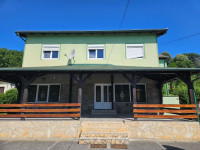 Kuća: Orahovica, 235.00 m2