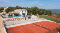 Luksuzna vila s bazenom i tenis terenom, Motovun, Istra