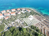 LUMBARDA, KORČULA - Atraktivno Građevinsko Zemljište uz More (1254m2)