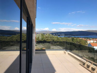 OTOK KRK, KRK - Luksuzni penthouse s pogledom na more