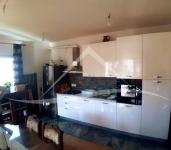 Poludovršena apartmanska kuća s vrtom-Trogir!!