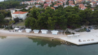 Poslovni prostor: Cres, uslužna djelatnost, 50 m2